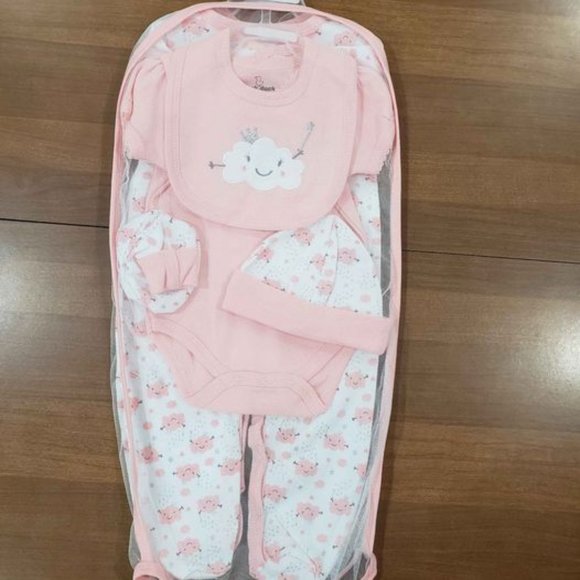 New Duck Duck Goose Girls 5-Piece Bring Home Baby Layette Pink & White Clouds - Picture 5 of 5